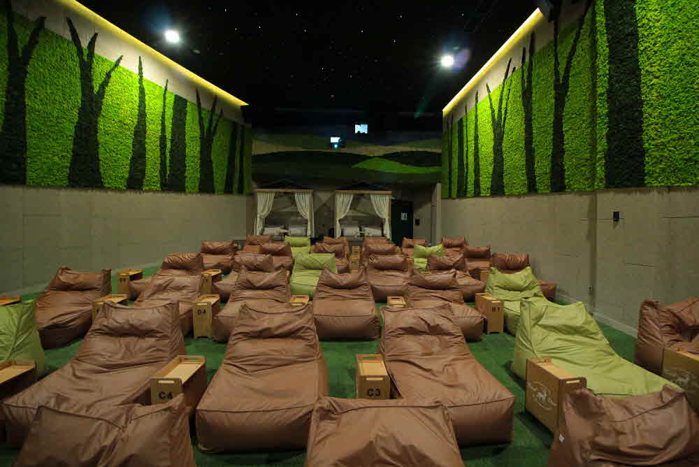 A healing theater where you can feel nature in the bleak city center - CGV Gangbyeon Cine & Foret Theater